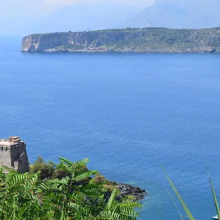 Couette-café Domus Pepe 3*