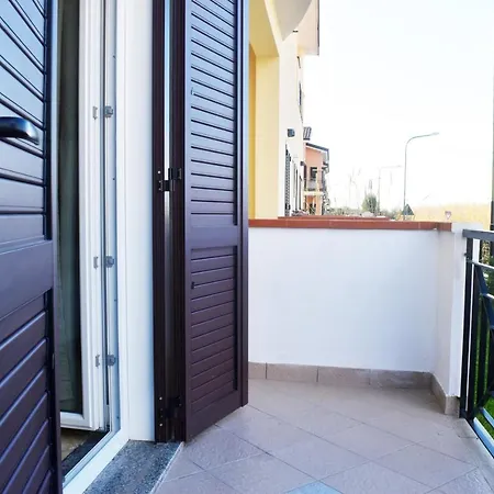 Domus Pepe Couette-café Scalea