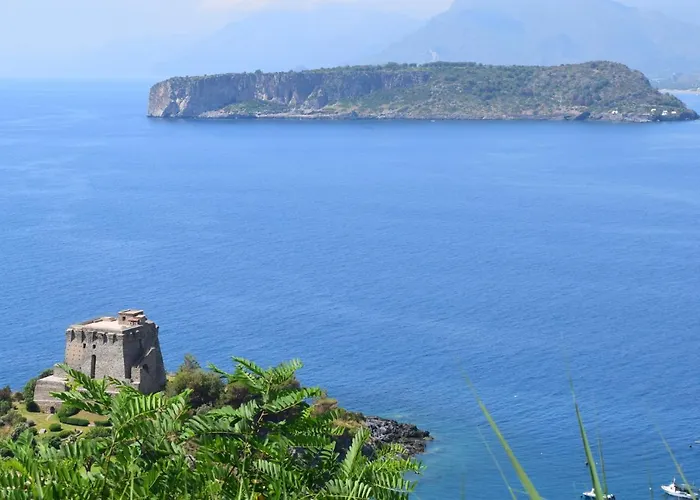 Bed and Breakfast Domus Pepe 3*