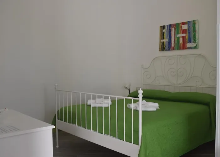 Domus Pepe Bed & Breakfast 3*