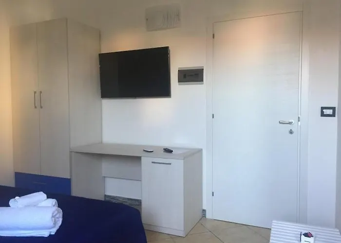 Domus Pepe Bed & Breakfast 3*